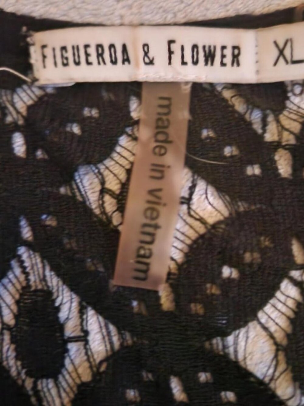 Figueroa & Flower Short Sleeve Knit Blouse